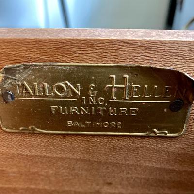 Tallon & Hellen Desk