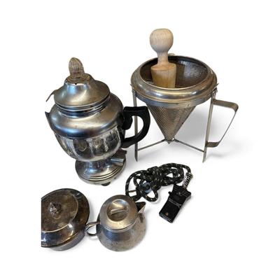 Vintage Kitchenware items