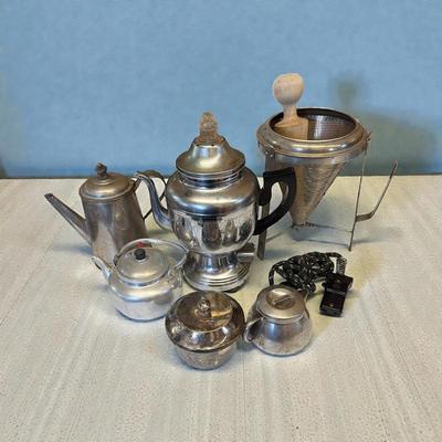 Vintage Kitchenware items