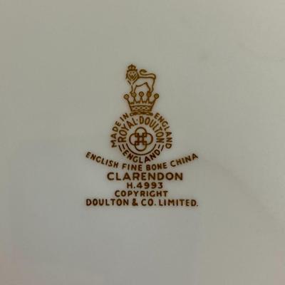 Royal Doulton Clarendon 108 pcs