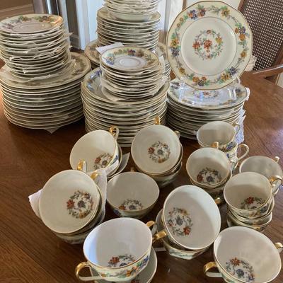 Haviland China Amboise 109 pcs