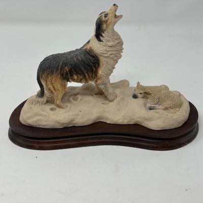 Lowell Davis Winter Lamb Figurine with Original Signature