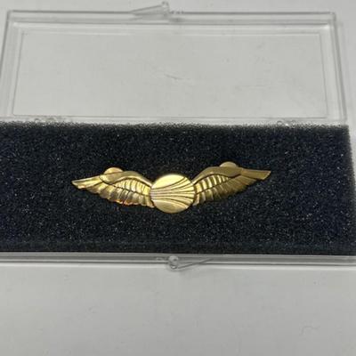 vintage continental Airlines Pilots Wings Badge