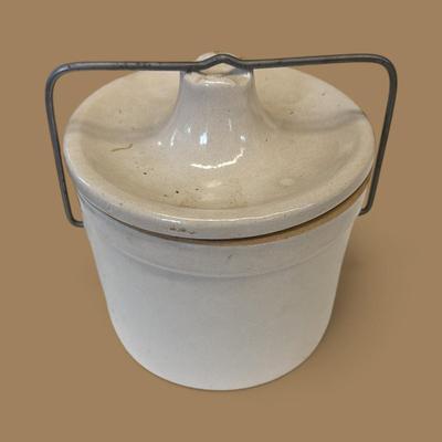 Assortment of Ceramic Items