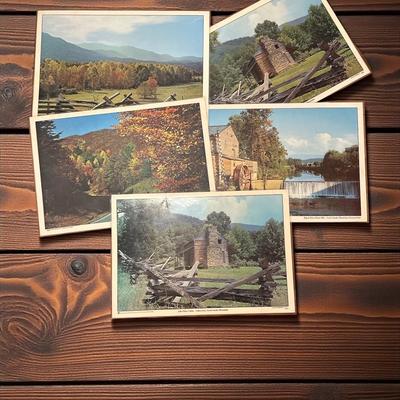 5 Vintage Plastic Placemats Of the Area