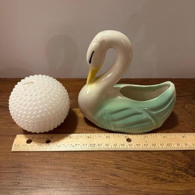 Vintage Vanity Swan Dish with Pearl Studded Candle