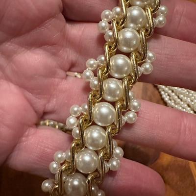 It’s Pearls Galore! Vintage Faux Pearl Necklaces Lot