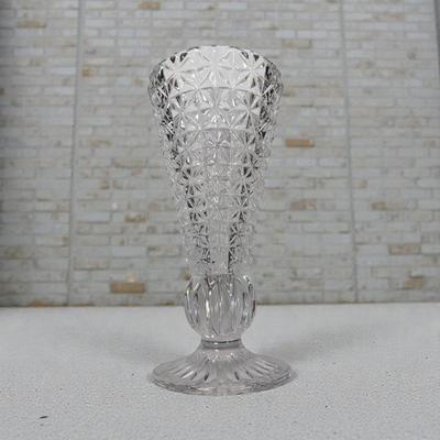 Princess House 24% Lead Crystal Vase with a Diamond Cut Pattern