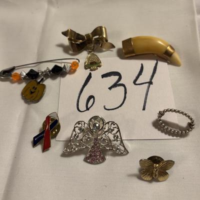 Pin Lot