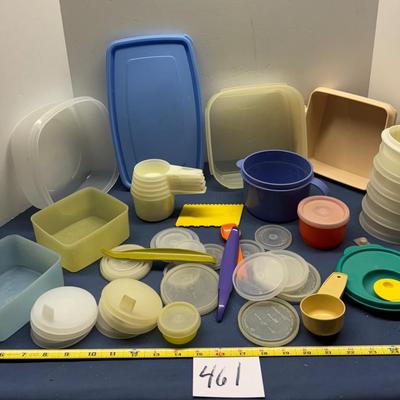 Tupperware Lit