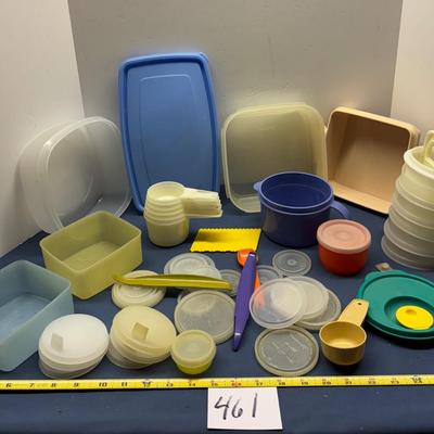 Tupperware Lit