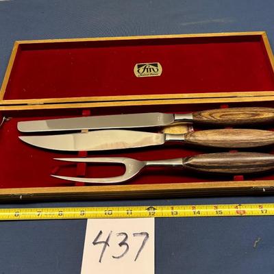 MCM Fashion Manor Carving Set