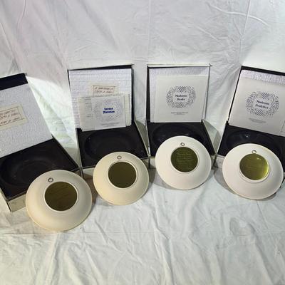 Oggetto d' Art Collector plates