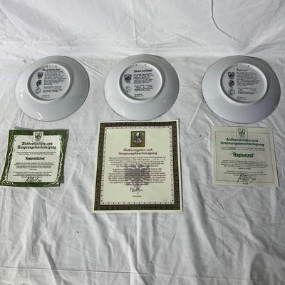 Die Gebruder Grimm Collector plates
