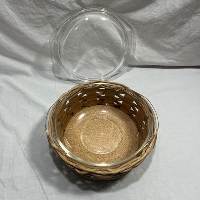 Two Vintage Pyrex dishes with woven basket