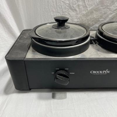 Three crock pot warmer