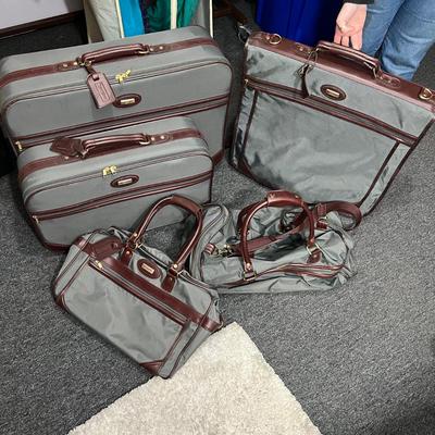 Vintage Jaguar 5 piece set