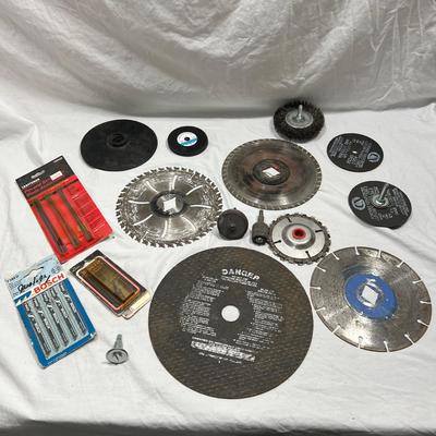 Miscellaneous Saw blade mix & Grinder wheel heads