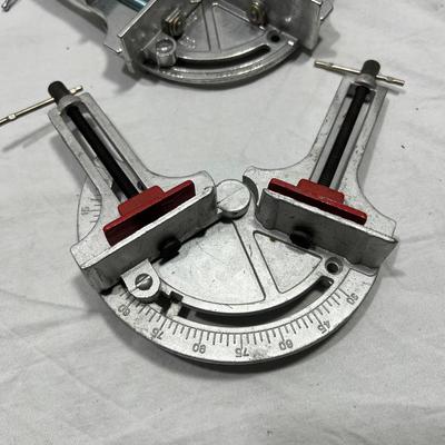 90 degree Corner Clamps
