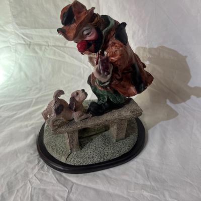 Decorative Figurines
