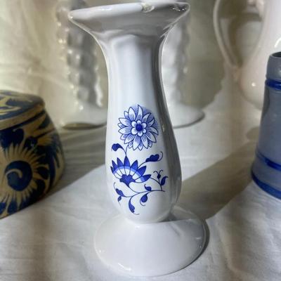White & Blue Miscellaneous Household/ Kitchen goods
