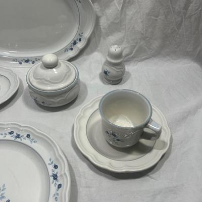 Pfaltzgraff Blue rose china Pieces