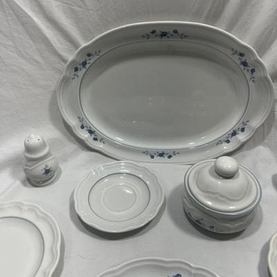 Pfaltzgraff Blue rose china Pieces