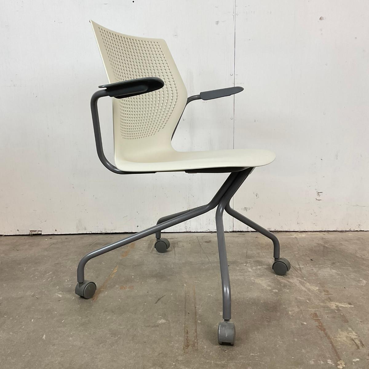 635 Multigeneration Hybrid Base Chair By Formway For Knoll ...