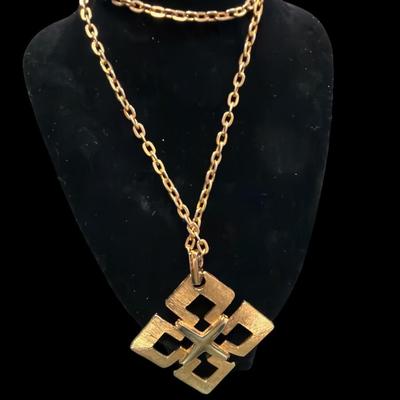 Vintage Gold Toned Costume Jewelry Necklaces