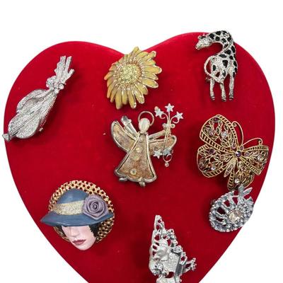 Be Still My Heart Look at all the Brooches