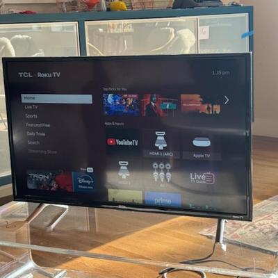ROKU TV WITH REMOTE