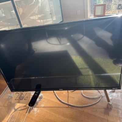 ROKU TV WITH REMOTE
