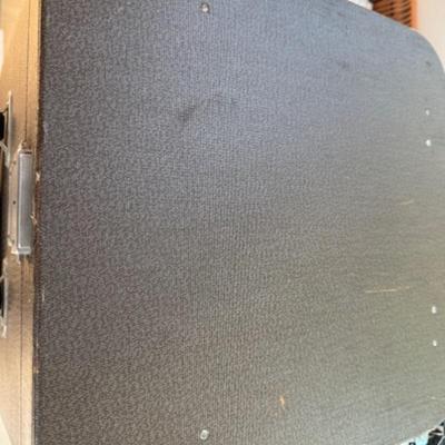 REMINGTON MANUAL TYPEWRITER WITH CASE
