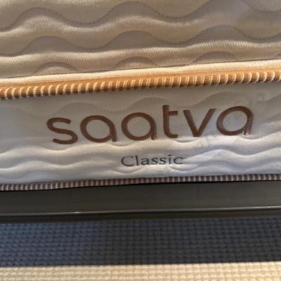 QUEEN MATTRESS ON PLATFORM BED