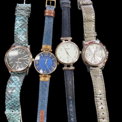 Set of 12 Wrist Watches With Straps