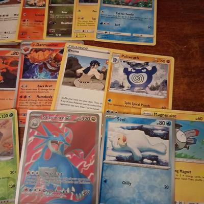 Pokémon Random Card Pack