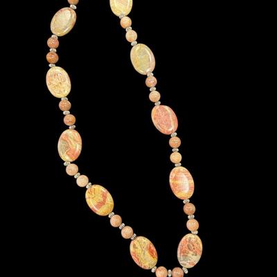 Agate and carnelian Stone Beaded Necklace with Toggle Clasp