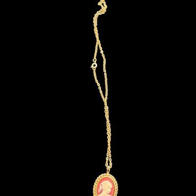 Set of 6 Gold Toned Costume Jewelry Necklaces
