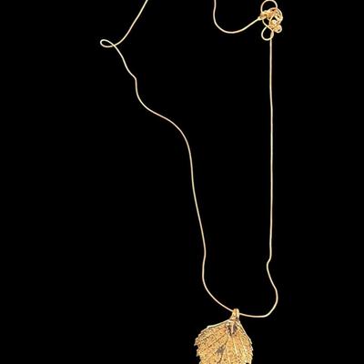 Set of 6 Gold Toned Costume Jewelry Necklaces