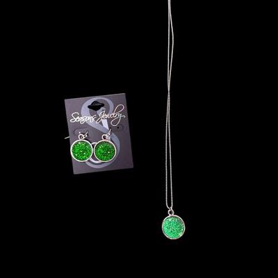 Seasons Jewelry Green Glitter Earrings and Necklace Set