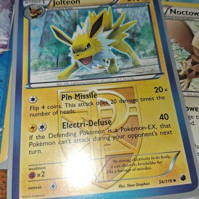 Pokémon Cards featuring Jolteon Card