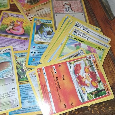 Pokémon Cards featuring Jolteon Card