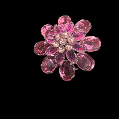 Vintage Pink Rhinestone Flower Brooch With A silver Tone Setting