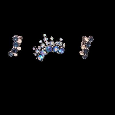 Vintage B. David Blue Aurora Borealis Rhinestone Brooch with Silver Tone Metal Set and Earrings