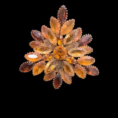 Vintage Amber and Root Beer Colored Glass Rhinestone Flower Brooch With Gold Tone Metal Set
