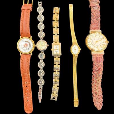 Assortment of 16 Watches UNTESTED
