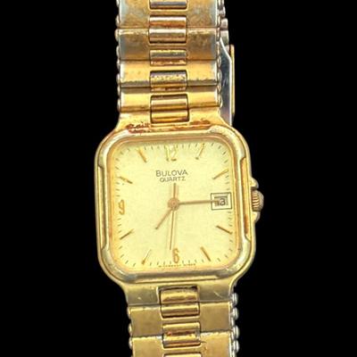 Set of three Watches NON TESTED NON WORKING