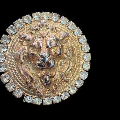 Vintage Gold Tone Lion Head Clip On Earring Possibly Anne Klein or Versace