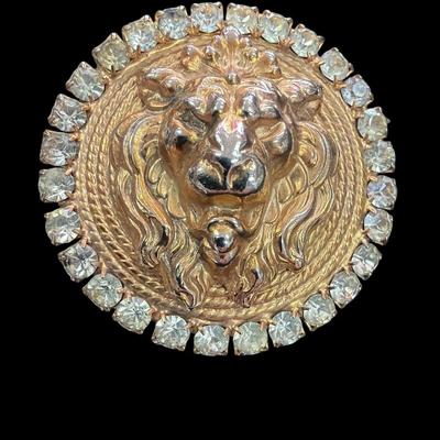 Vintage Gold Tone Lion Head Clip On Earring Possibly Anne Klein or Versace