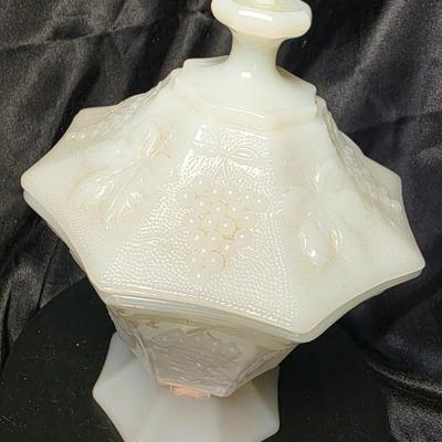 Vintage Anchor Hocking Harvest Grape Milk Glass Candy Dish with Lid